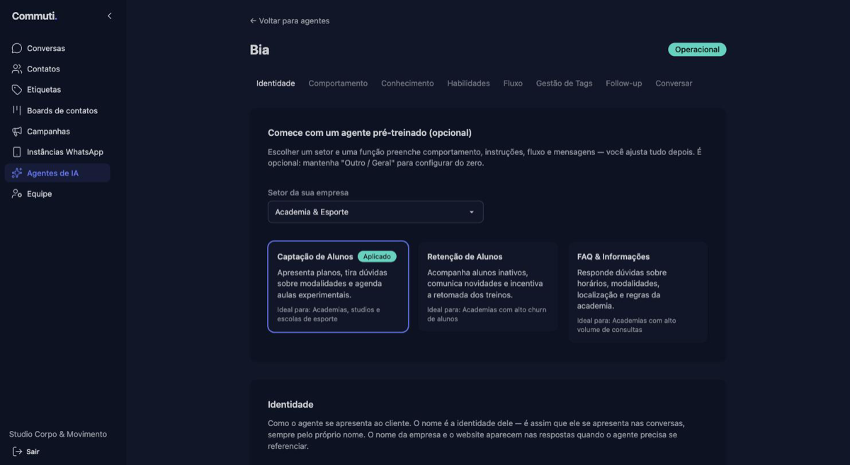 Tela de edição de agente com as abas de identidade e comportamento
